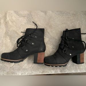 Never worn, NWOT Sorel Boots